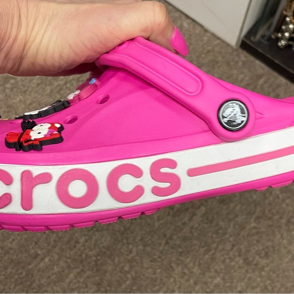 Hot pink Crocs w/10 Hello Kitty charms - Picture 3 of 6